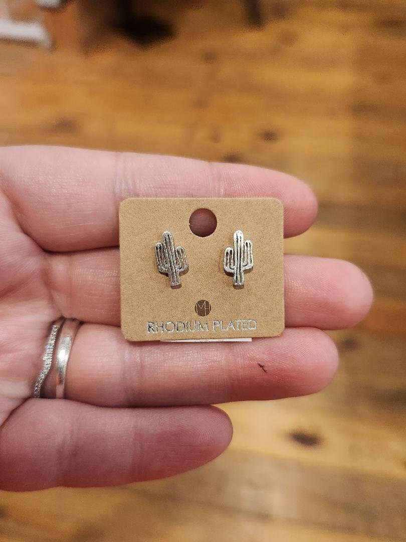 Dainty-Desert-Cactus-Stud-Earrings